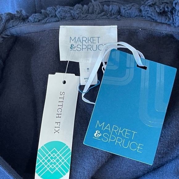 Market & Spruce Emory Toggle hooded fleece vest new with tags in a size medium - Picture 8 of 13